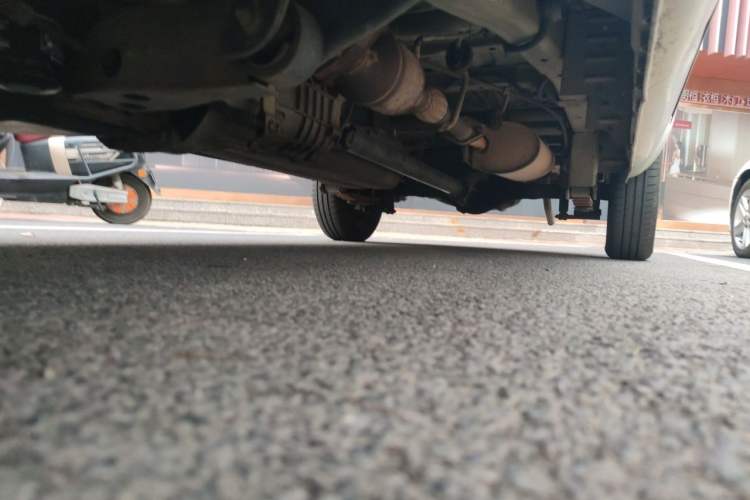 Used Dongfeng Xiaokang K07S 2015 1.2L Practical Version DK12-05 Chassis Front Left