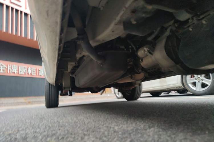 Used Dongfeng Xiaokang K07S 2015 1.2L Practical Version DK12-05 Chassis Front Right