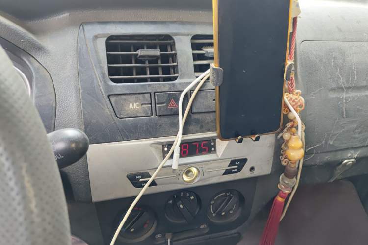 Used Dongfeng Xiaokang K07S 2015 1.2L Practical Version DK12-05 Audio And AC Panel