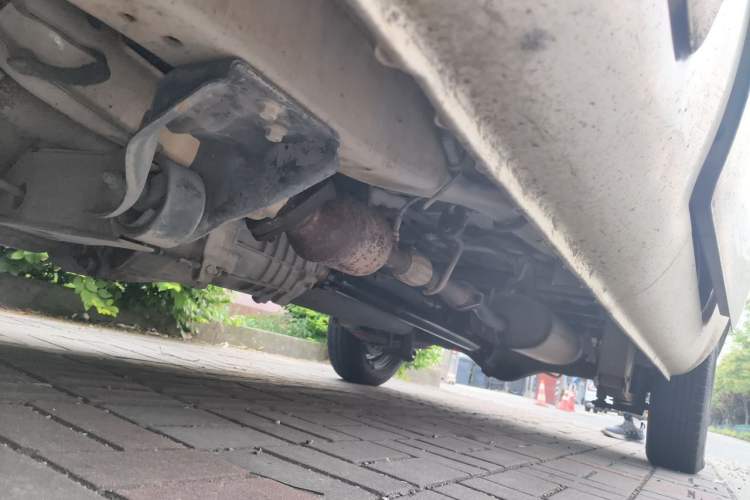 Used Dongfeng Xiaokang K07S 2015 1.2L Practical Version DK12-05 Chassis Front Left