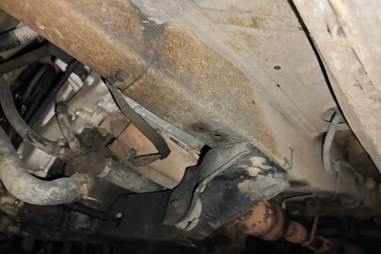 Used Dongfeng Xiaokang K07S 2015 1.2L Practical Version DK12-05 Chassis Front Left