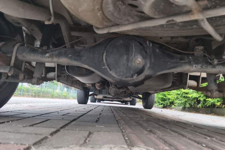 Used Dongfeng Xiaokang K07S 2015 1.2L Practical Version DK12-05 Chassis Rear