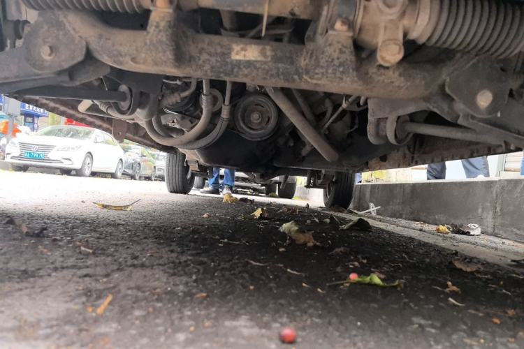 Used Dongfeng Xiaokang K07S 2016 1.2L Practical Version DK12-05 Chassis Front