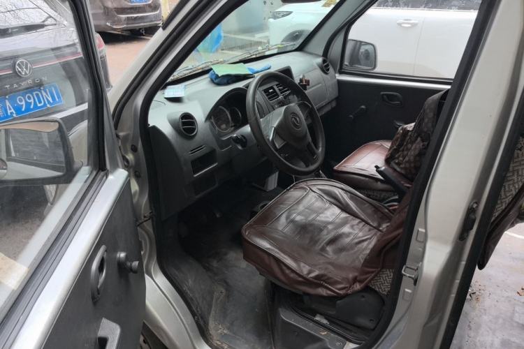 Used Dongfeng Xiaokang K07S 2016 1.2L Practical Version DK12-05 Driver Seat