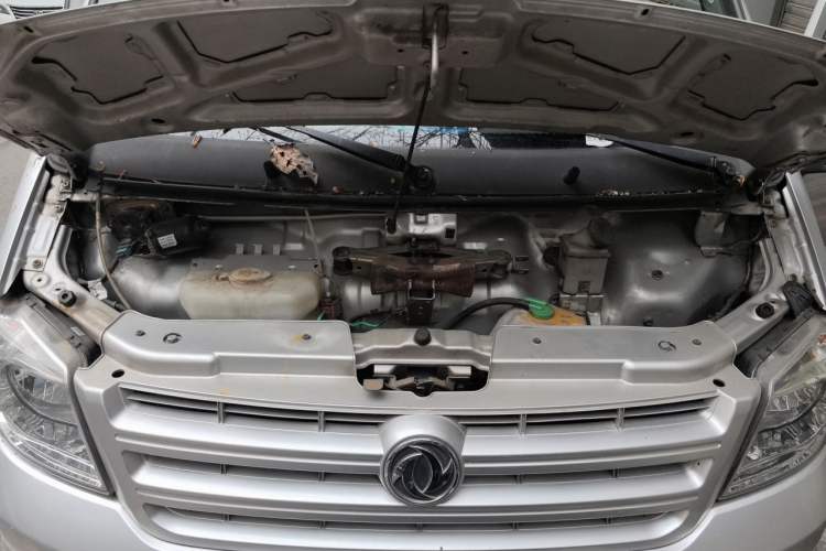 Used Dongfeng Xiaokang K07S 2016 1.2L Practical Version DK12-05 Engine Bay