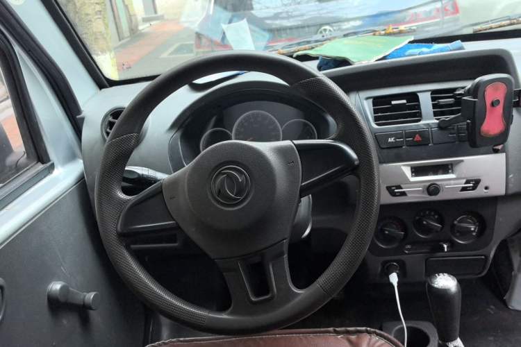 Used Dongfeng Xiaokang K07S 2016 1.2L Practical Version DK12-05 Steering Wheel