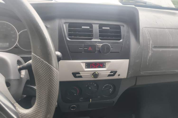 Used Dongfeng Xiaokang K07S 2016 1.0L Practical Version AF11-05 Audio And AC Panel