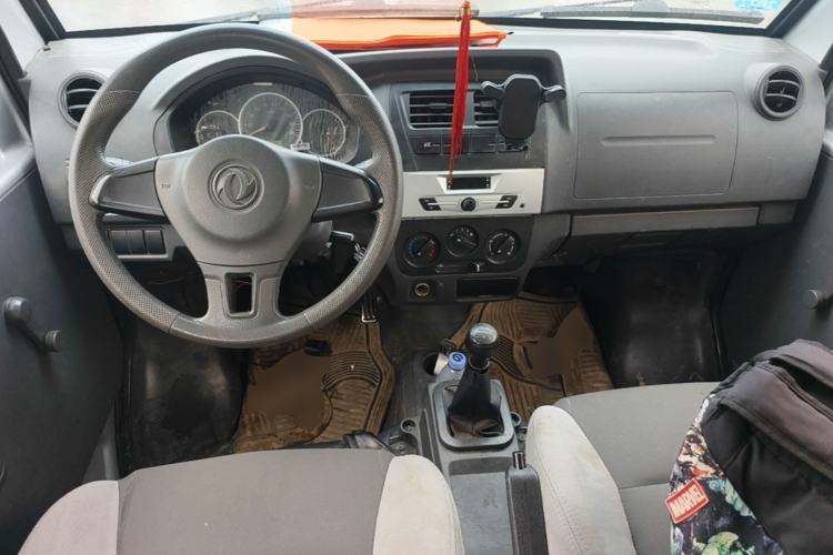 Used Dongfeng Xiaokang K07S 2016 1.0L Practical Version BG10 Center Console