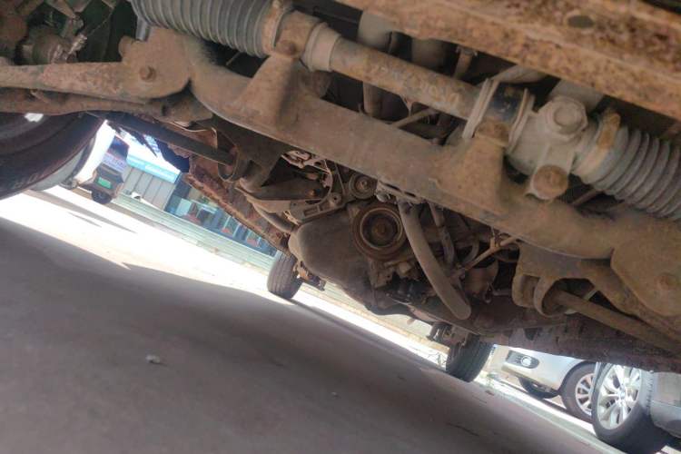 Used Dongfeng Xiaokang K07S 2016 1.2L Practical Version DK12-10 Chassis Front