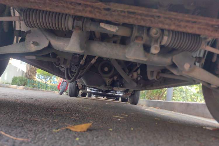 Used Dongfeng Xiaokang K07S 2016 1.2L Practical Version DK12-10 Chassis Front