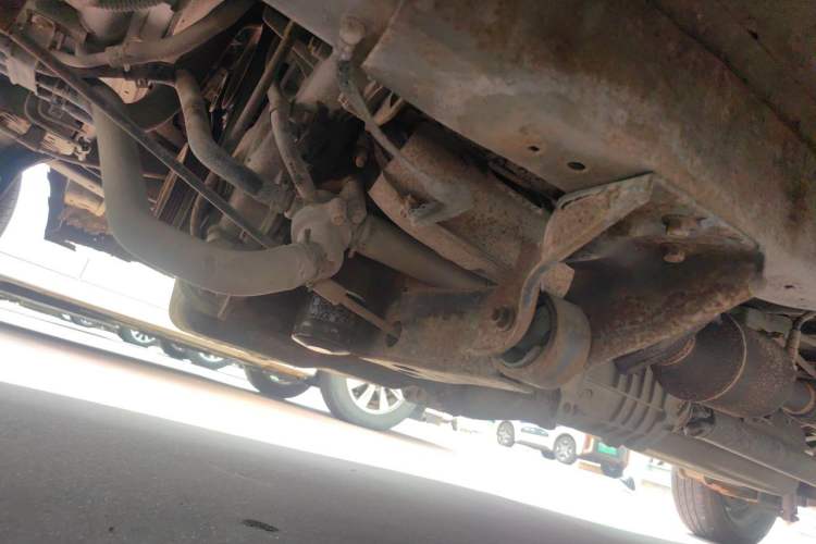Used Dongfeng Xiaokang K07S 2016 1.2L Practical Version DK12-10 Chassis Front Left