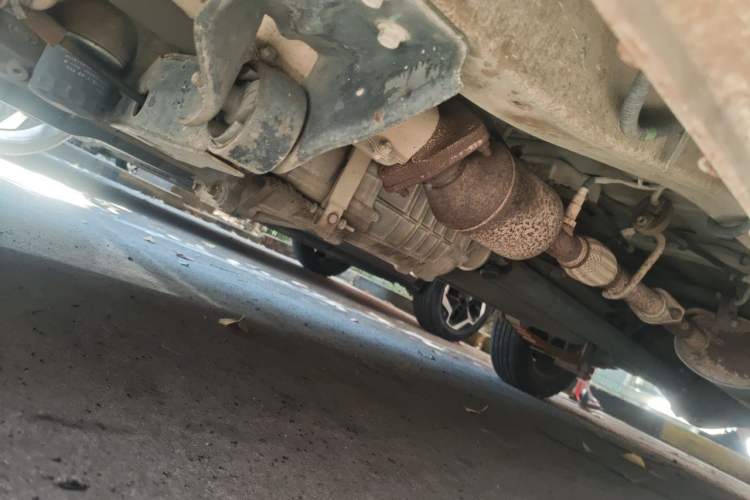 Used Dongfeng Xiaokang K07S 2016 1.2L Practical Version DK12-10 Chassis Front Left
