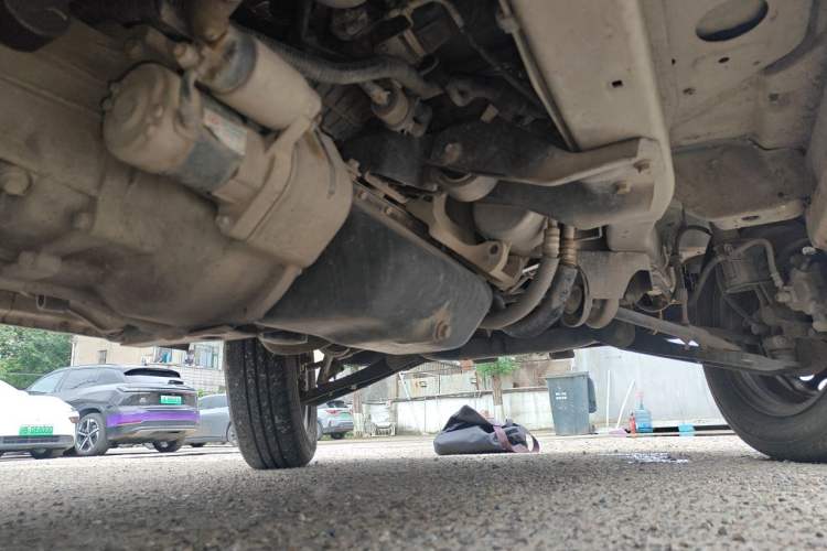 Used Dongfeng Xiaokang K07S 2016 1.2L Practical Version DK12-10 Chassis Front Right