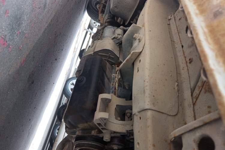 Used Dongfeng Xiaokang K07S 2016 1.2L Practical Version DK12-10 Chassis Front Right