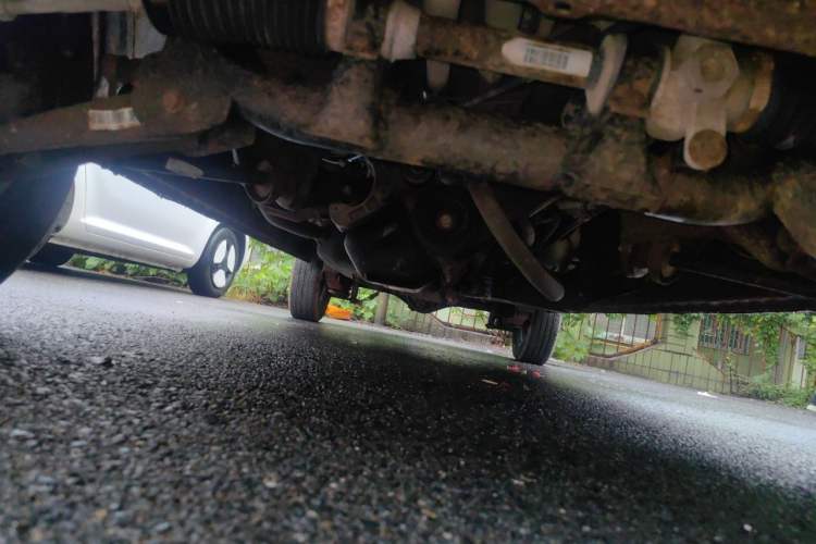 Used Dongfeng Xiaokang K07S 2016 1.2L Practical Version DK12-10 Chassis Front