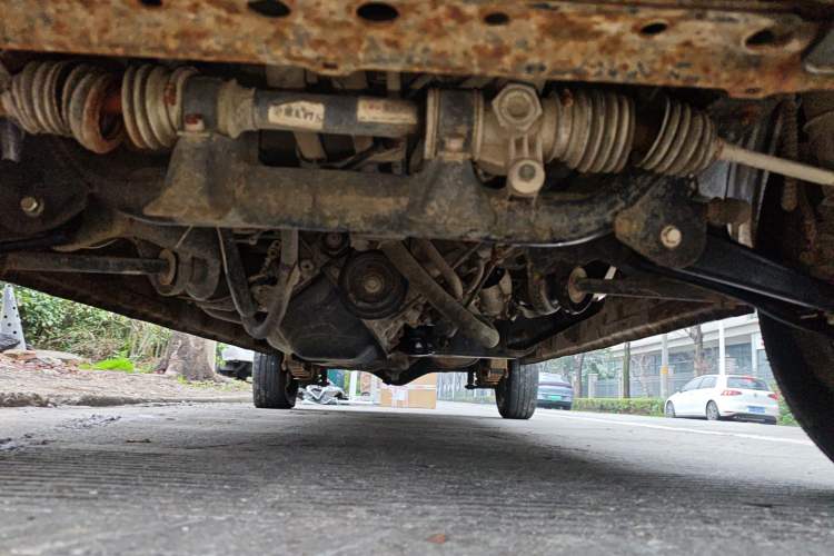 Used Dongfeng Xiaokang K07S 2016 1.2L Practical Version DK12-10 Chassis Front