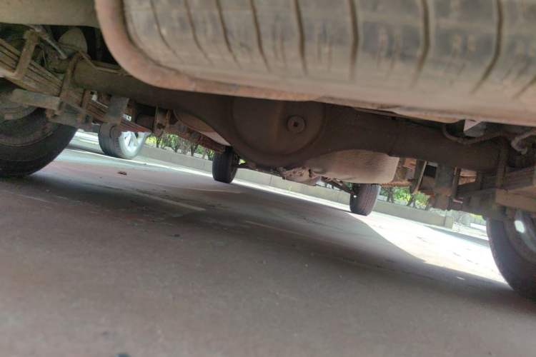 Used Dongfeng Xiaokang K07S 2016 1.2L Practical Version DK12-10 Chassis Rear