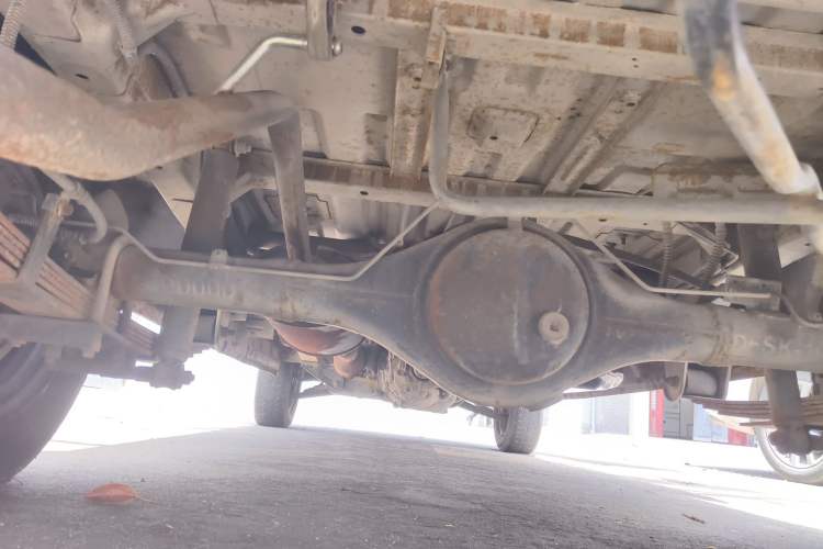 Used Dongfeng Xiaokang K07S 2016 1.2L Practical Version DK12-10 Chassis Rear
