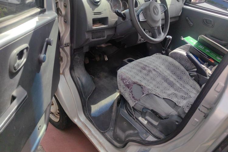 Used Dongfeng Xiaokang K07S 2016 1.2L Practical Version DK12-10 Driver Seat