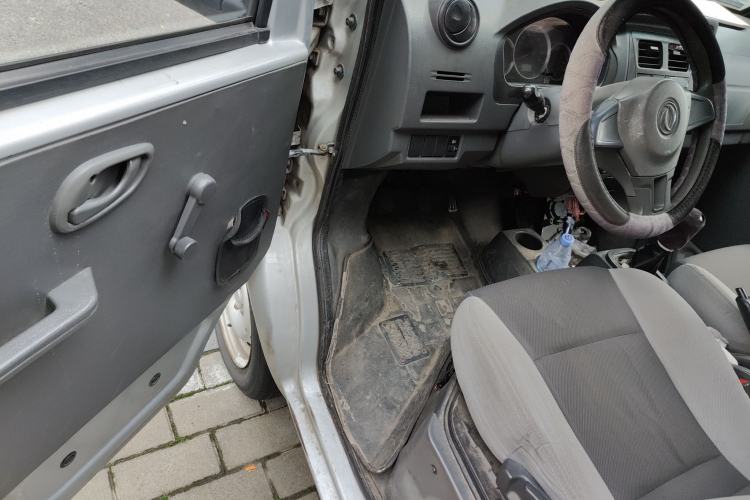 Used Dongfeng Xiaokang K07S 2016 1.2L Practical Version DK12-10 Driver Seat