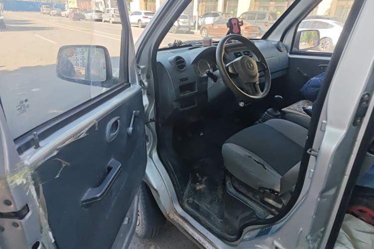 Used Dongfeng Xiaokang K07S 2016 1.0L Practical Version DK10 Driver Seat