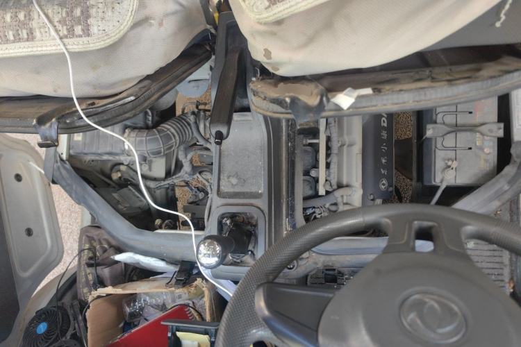 Used Dongfeng Xiaokang K07S 2016 1.2L Practical Version DK12-10 Engine Bay