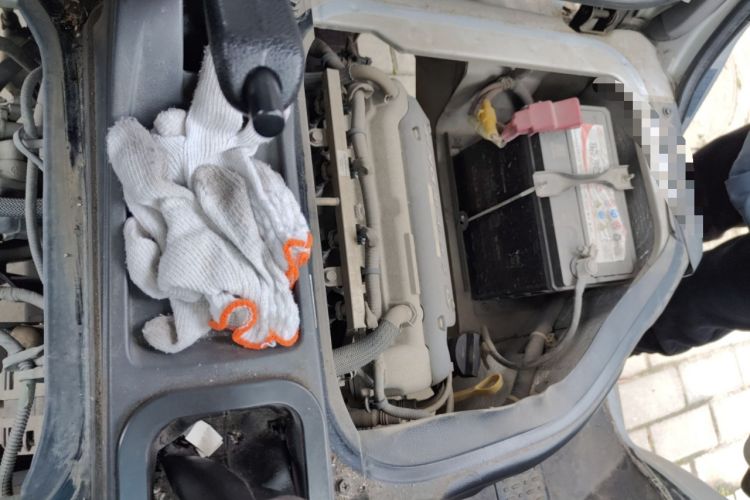 Used Dongfeng Xiaokang K07S 2016 1.2L Practical Version DK12-10 Engine Bay Left