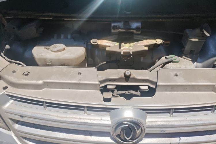 Used Dongfeng Xiaokang K07S 2016 1.2L Practical Version DK12-10 Engine Bay