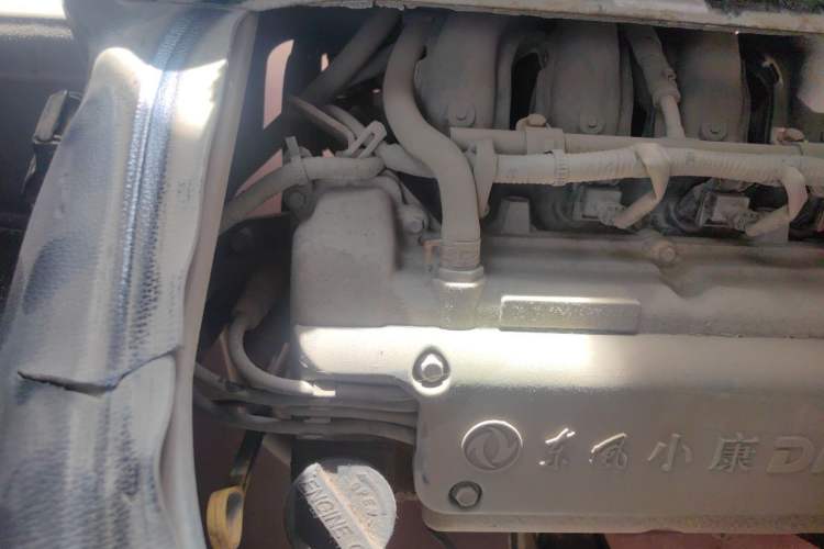 Used Dongfeng Xiaokang K07S 2016 1.2L Practical Version DK12-10 Engine Bay Right