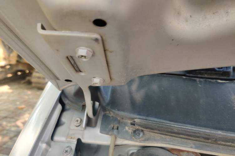 Used Dongfeng Xiaokang K07S 2016 1.0L Practical Version AF11-05 Engine Bay Right