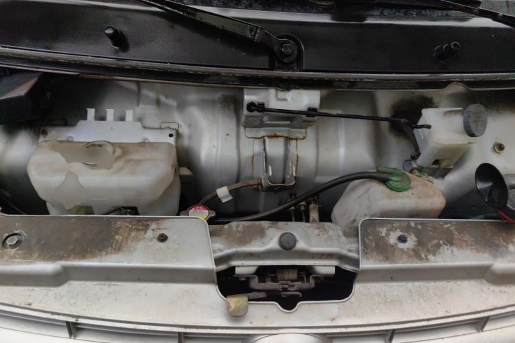 Used Dongfeng Xiaokang K07S 2016 1.2L Practical Version DK12-10 Engine Bay