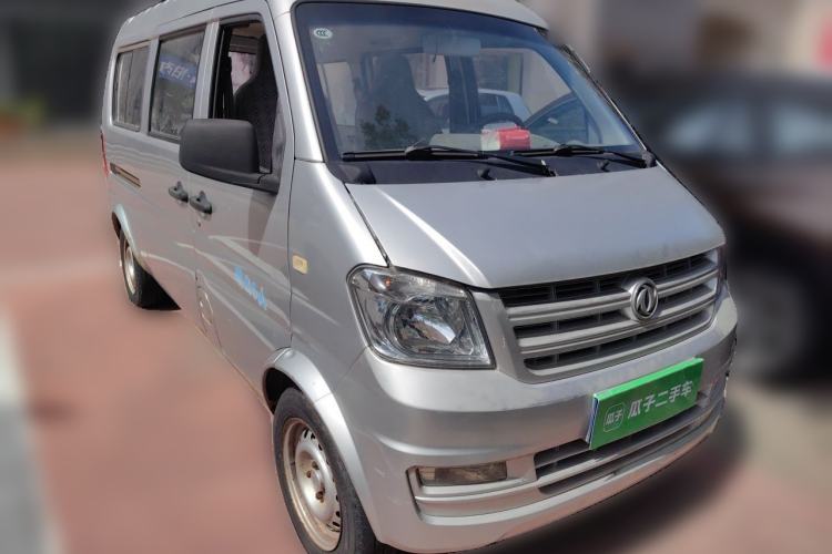 Used Dongfeng Xiaokang K07S 2016 1.2L Practical Version DK12-10 Front Right 45 Deg