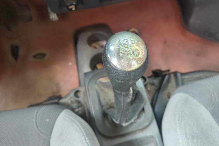 Used Dongfeng Xiaokang K07S 2016 1.2L Practical Version DK12-10 Gear Lever