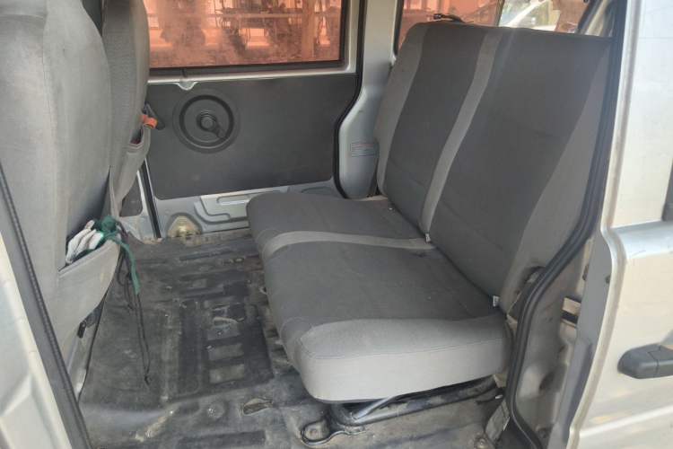 Used Dongfeng Xiaokang K07S 2016 1.2L Practical Version DK12-10 Left Rear Seat