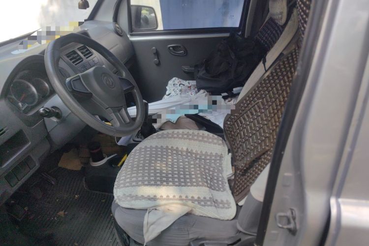 Used Dongfeng Xiaokang K07S 2016 1.2L Practical Version DK12-10 Left Rear Seat