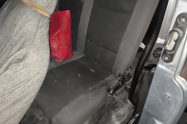 Used Dongfeng Xiaokang K07S 2016 1.0L Practical Version DK10 Left Rear Seat
