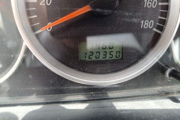 Used Dongfeng Xiaokang K07S 2016 1.2L Practical Version DK12-10 Odometer Close Up