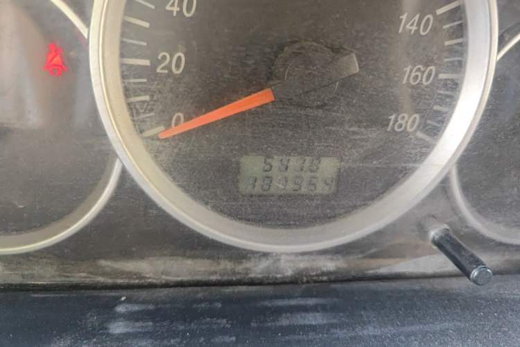 Used Dongfeng Xiaokang K07S 2016 1.0L Practical Version DK10 Odometer Close Up