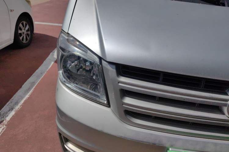 Used Dongfeng Xiaokang K07S 2016 1.2L Practical Version DK12-10 Right Front Headlight