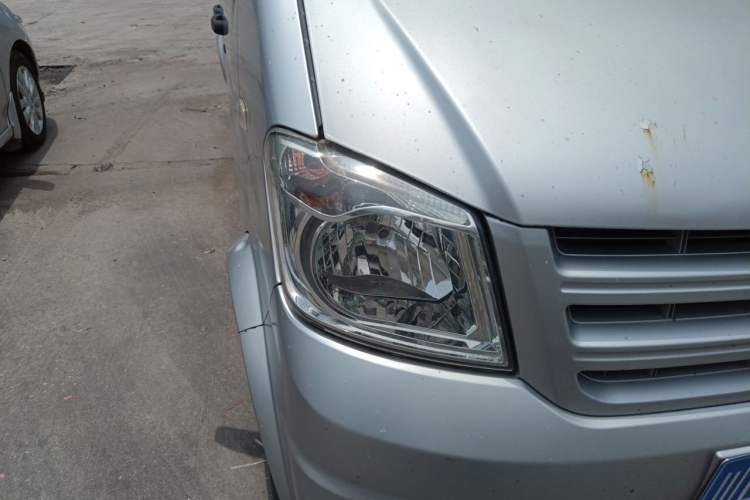 Used Dongfeng Xiaokang K07S 2016 1.2L Practical Version DK12-10 Right Front Headlight