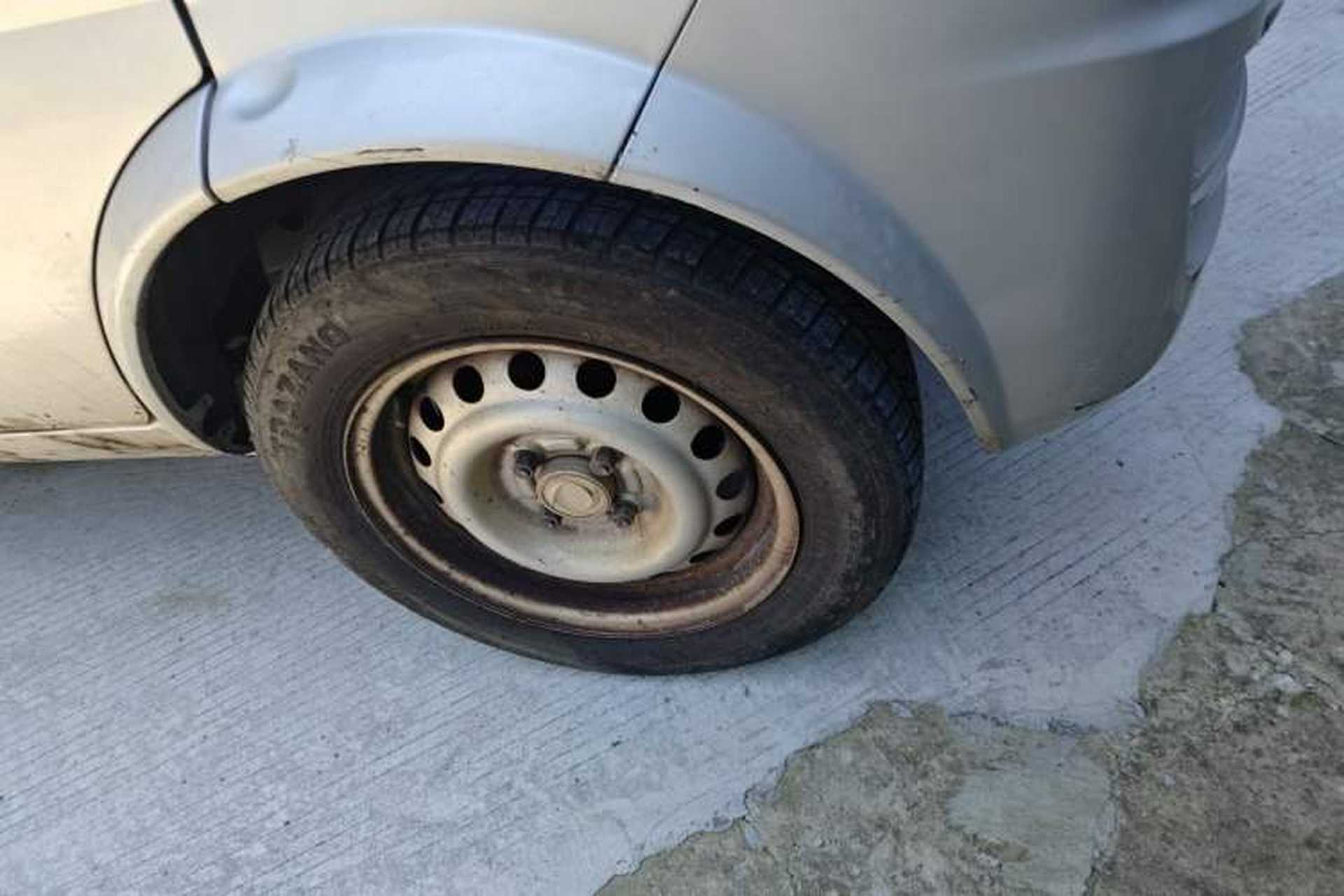 Used Dongfeng Xiaokang K07S 2016 1.0L Practical Version AF10-12 Right Front Wheel Hub