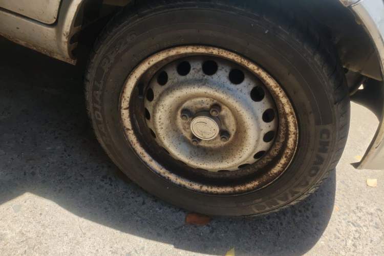 Used Dongfeng Xiaokang K07S 2016 1.2L Practical Version DK12-10 Right Front Wheel Hub
