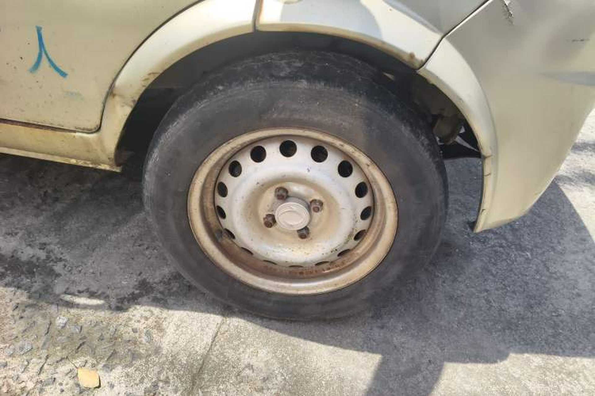 Used Dongfeng Xiaokang K07S 2016 1.2L Practical Version DK12-10 Right Front Wheel Hub