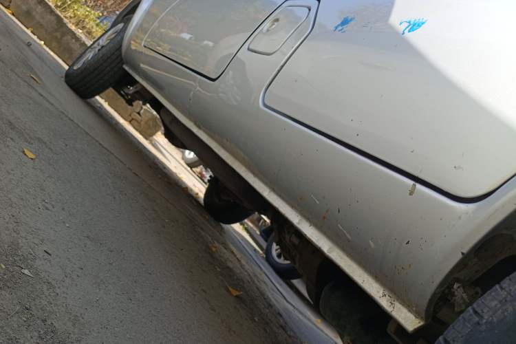 Used Dongfeng Xiaokang K07S 2016 1.2L Standard Edition DK12-10 Right Side Sill