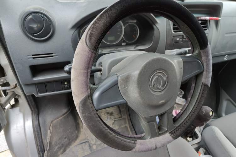 Used Dongfeng Xiaokang K07S 2016 1.2L Practical Version DK12-10 Steering Wheel