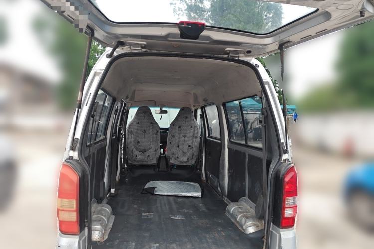 Used Dongfeng Xiaokang K07S 2016 1.2L Practical Version DK12-10 Trunk