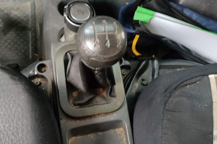 Used Dongfeng Xiaokang K07S 2016 1.0L Practical Version AF11-05 Gear Lever
