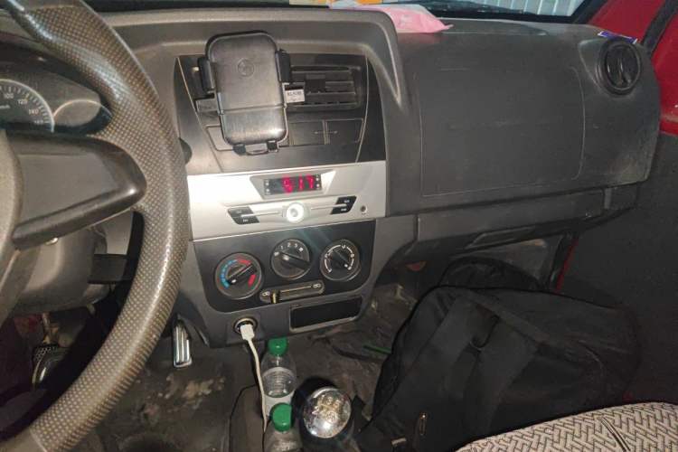 Used Dongfeng Xiaokang K07S 2017 1.2L Practical Version DK12-10 Audio And AC Panel