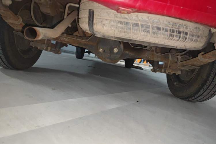 Used Dongfeng Xiaokang K07S 2017 1.2L Practical Version DK12-10 Chassis Rear
