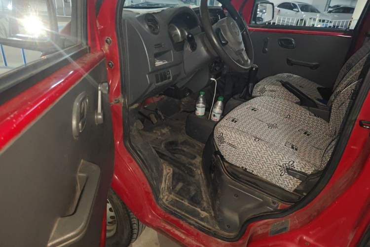 Used Dongfeng Xiaokang K07S 2017 1.2L Practical Version DK12-10 Driver Seat